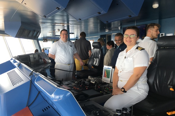 Seabourn Odyssey - Crew on the Bridge