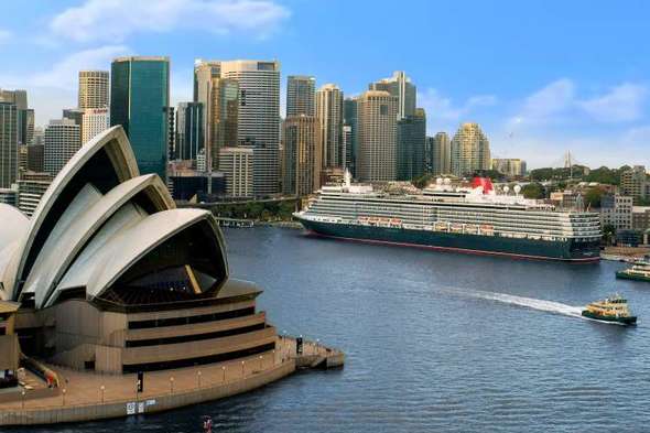 Cunard - Queen Victoria in Sydney