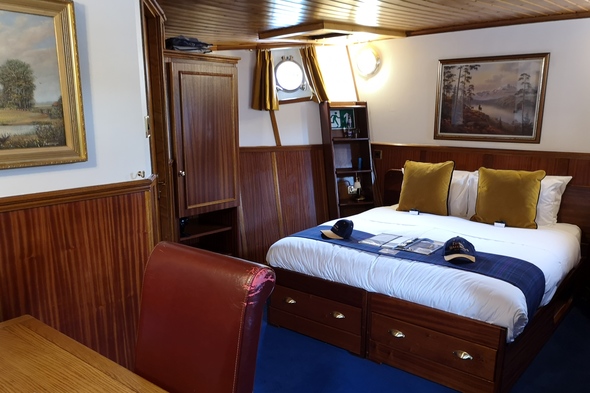 European Waterways - Scottish Highlander cabin