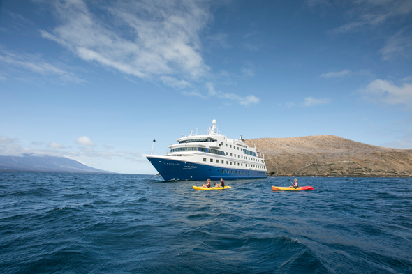 Metropolitan Touring - Santa Cruz II in the Galapagos