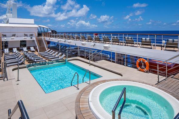 Windstar Cruises - Star Legend - Pool deck