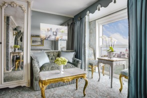 S.S. Maria Theresa suite