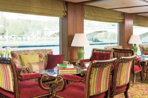 River Beatrice lounge