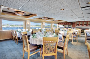 Safari Endeavour Dining Room