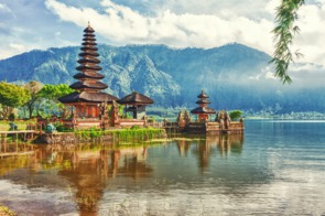 Pura Ulun Danu temple, Bali