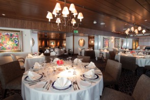 Saga Sapphire - Restaurant