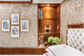 Uniworld River Cruises - S.S. Joie de Vivre stateroom decor