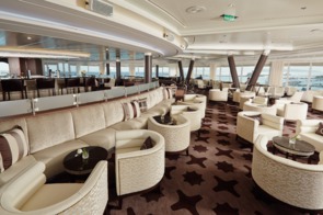 Regent Seven Sea Mariner Observation Lounge