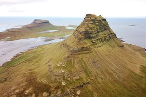 Kirkjufell, Snaefellsnes Peninsula, Iceland