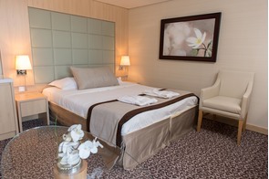 Quark Expeditions - Ocean Diamond - Balcony Suite