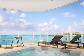 Silver Nova - Otium Suite balcony with Jacuzzi
