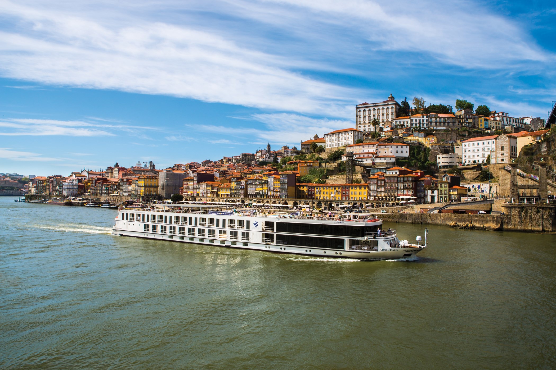 Queen Isabel on the Douro