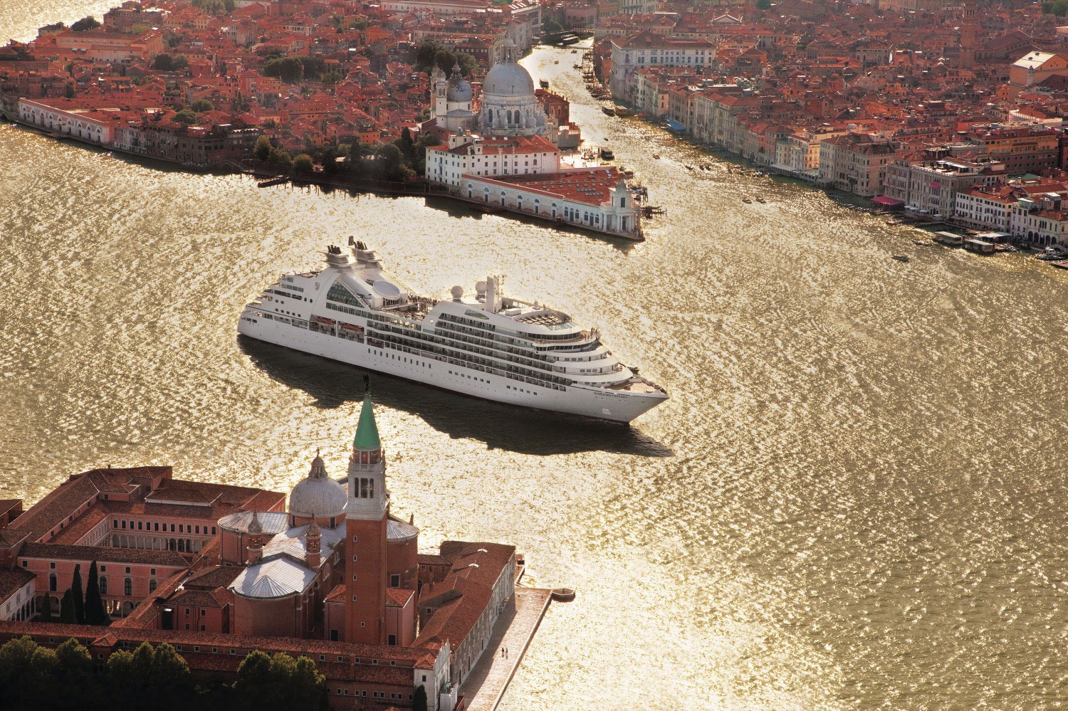 Seabourn Cruises - Seabourn Odyssey in Venice