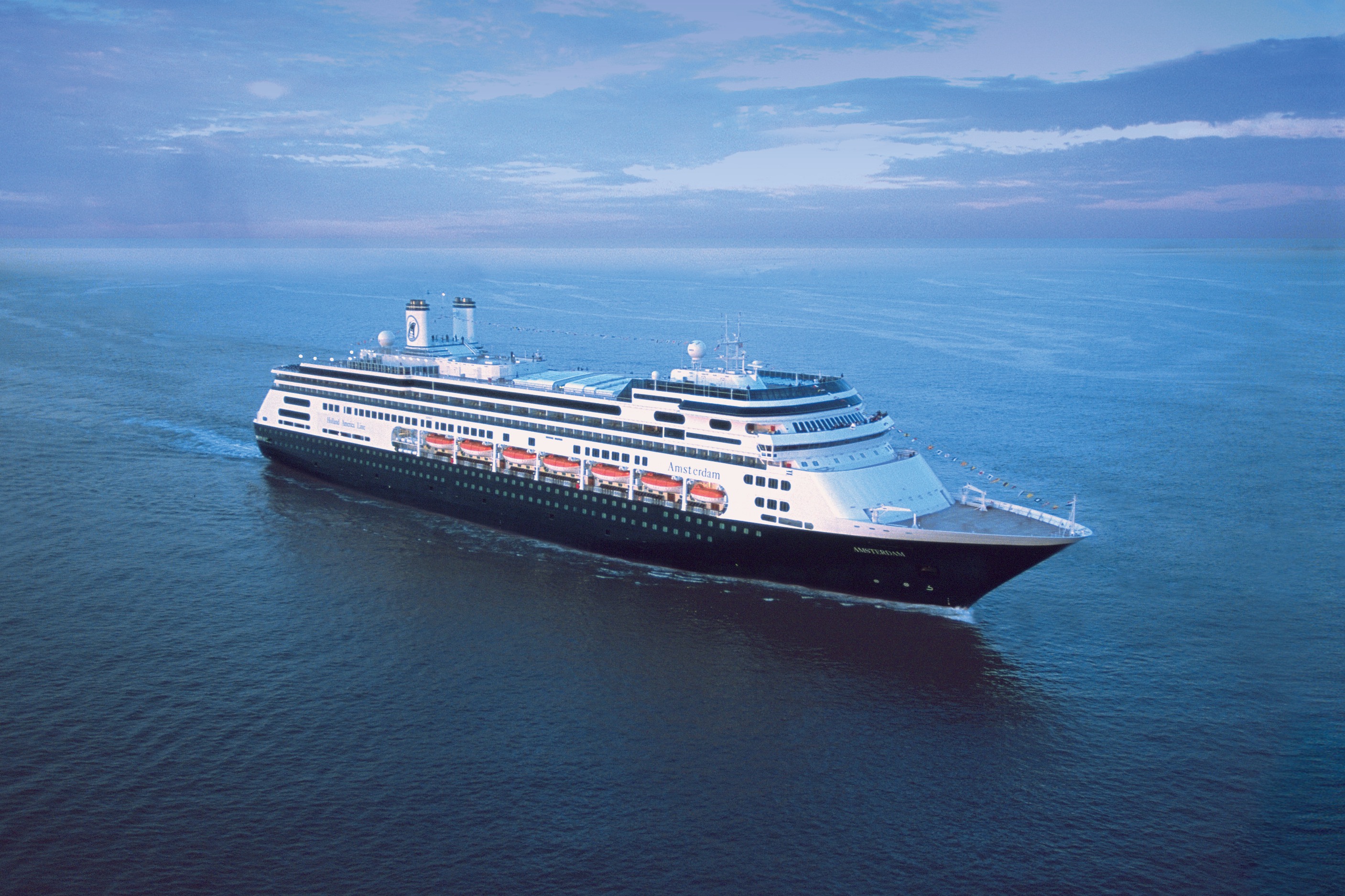 Holland America Line cruises - MS Amsterdam at sea