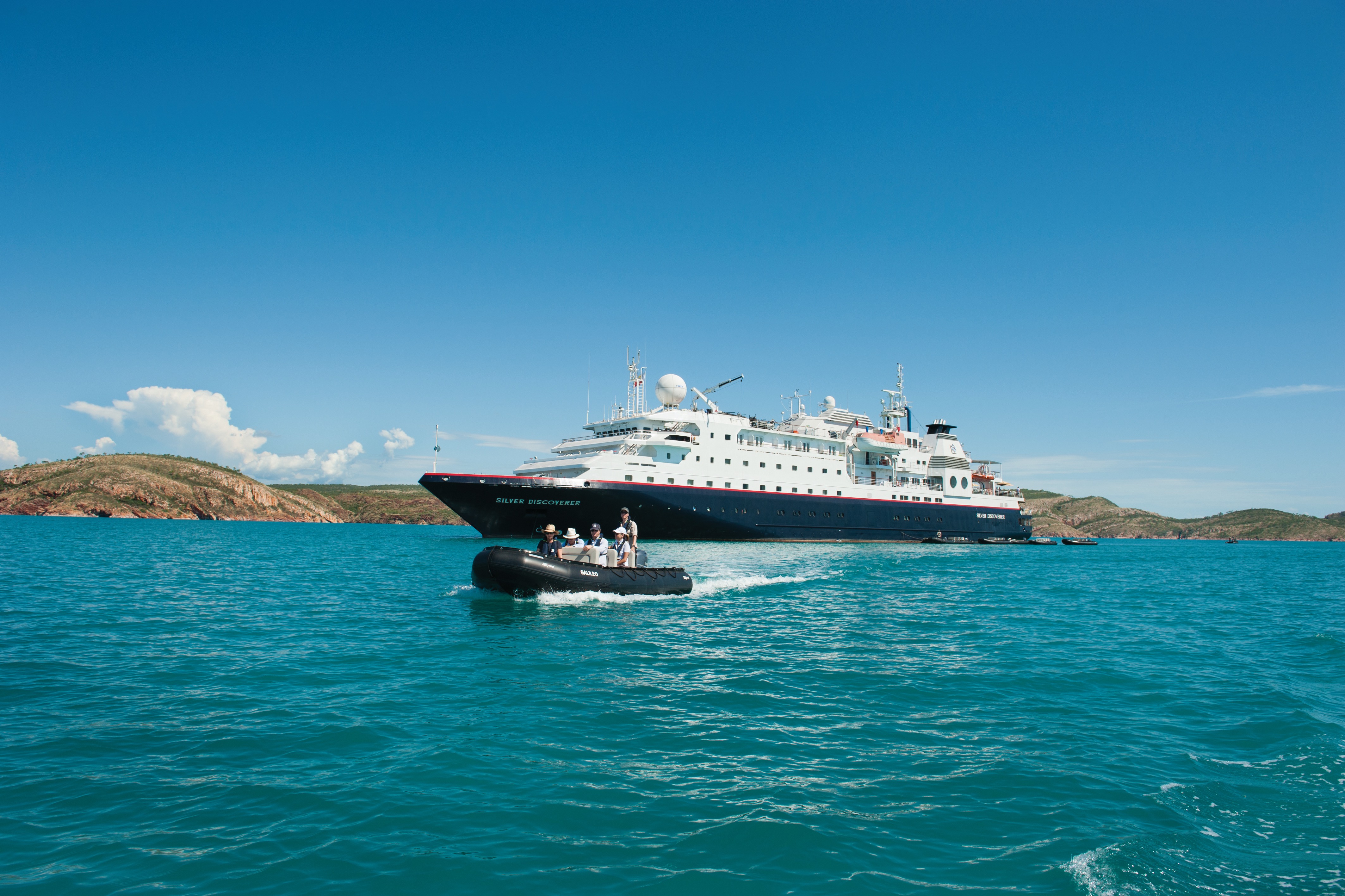 Silver Discoverer with Zodiac