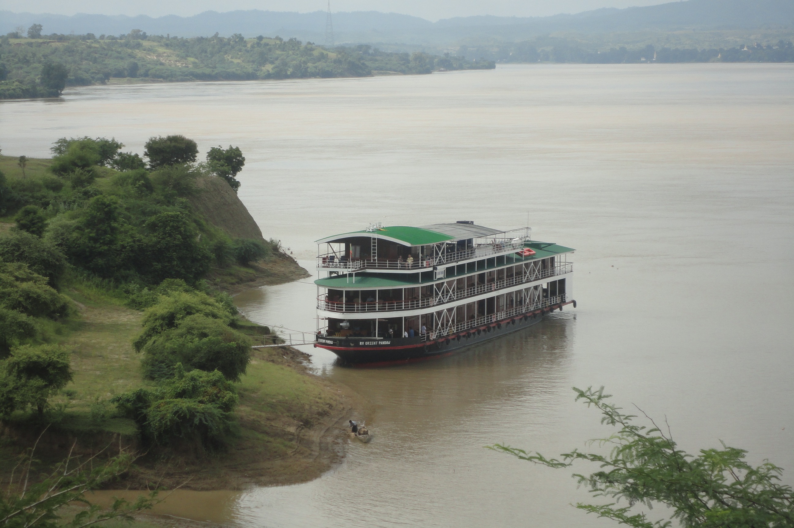 Pandaw Expeditions RV Orient Pandaw riverside