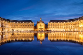 Place de la Bourse, Bordeaux at night