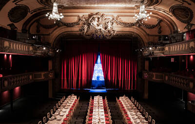 Index thumb original le trianon - diner paul smith
