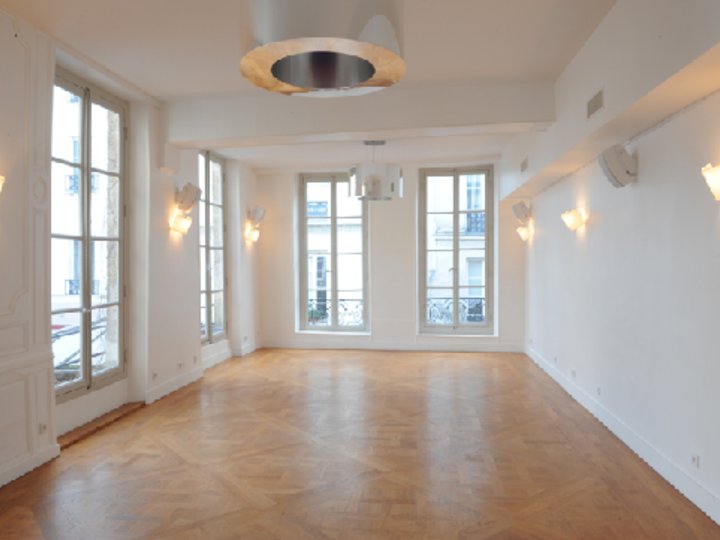 La Cour des Archives Paris 75003