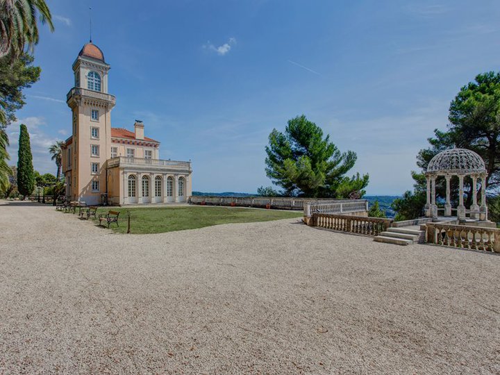Le Petit Château  Grasse