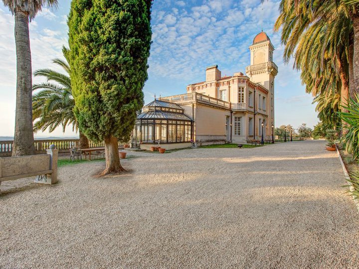 Le Petit Château  Grasse