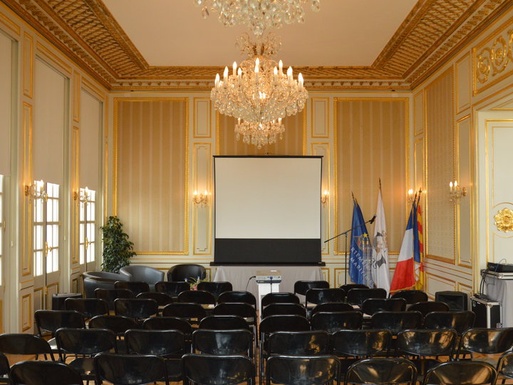 Le Petit Château  Grasse