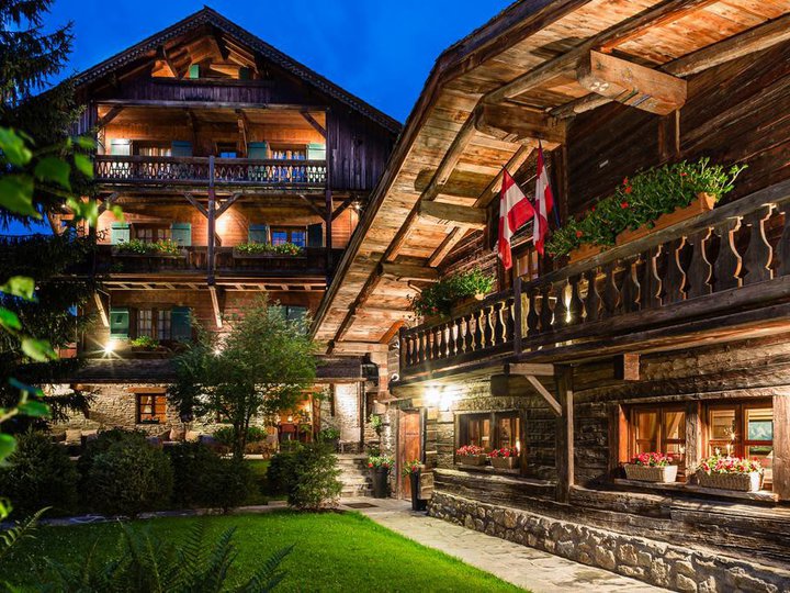  MEGÈVE