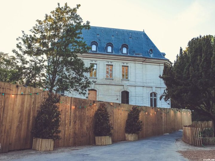 Le Château Paris 75116