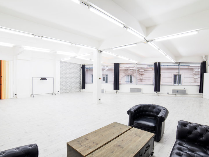 Le Showroom Blanc  Paris 75010