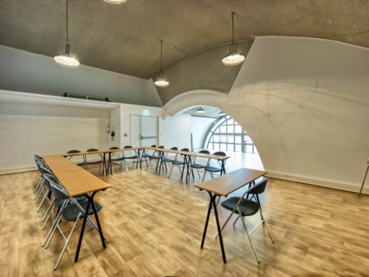 L'Espace 199 Paris 75003
