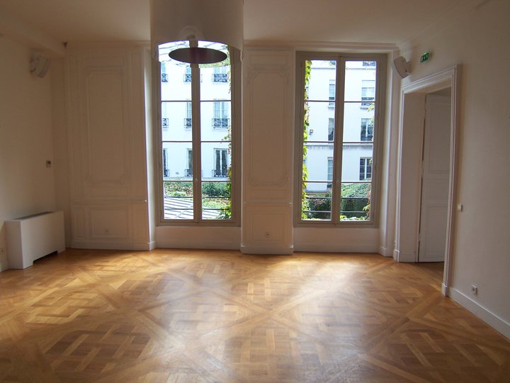 salonarchives.JPG
