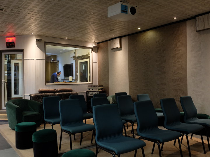 L'Espace Saint-Pétersbourg Paris 75008