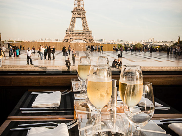 Bustronome  Paris 75116