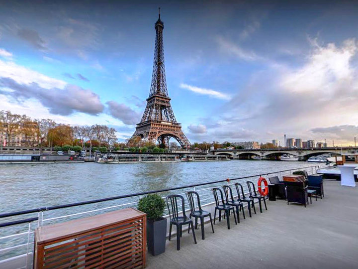 Bateau de Sèvres  Sèvres 