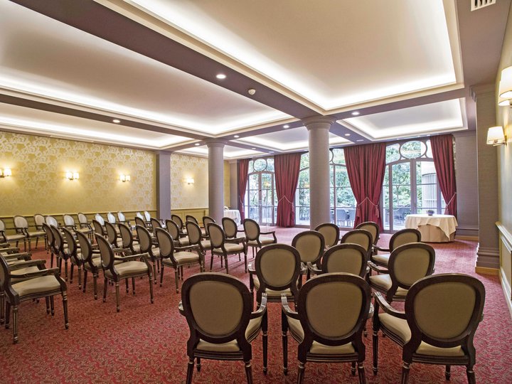 Les salons Iéna Paris 75116