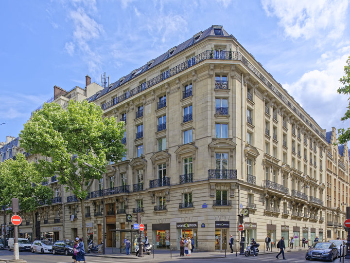 L'école Haussmann Paris 75008