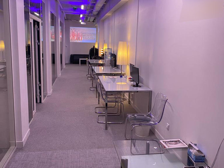 Le studio TV Paris 75116