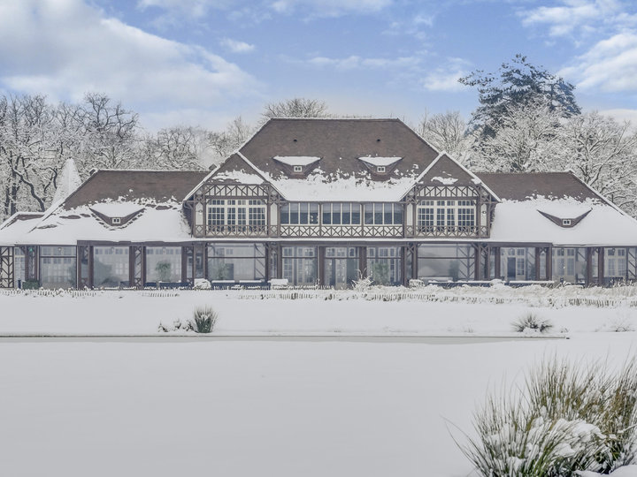 Le manoir des étangs Paris 75116