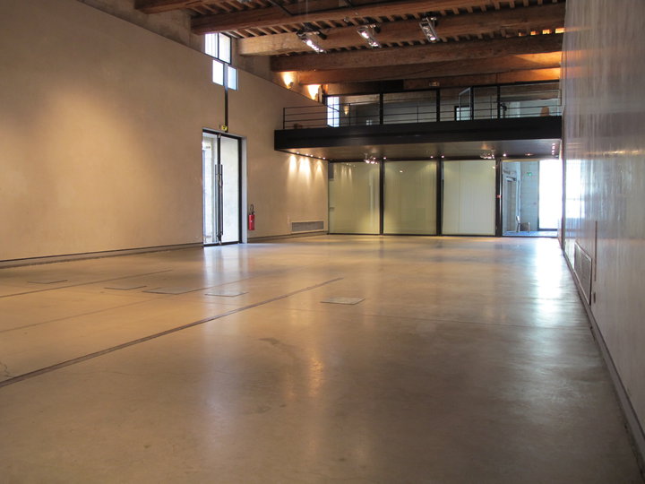 SALLE BRUN.JPG