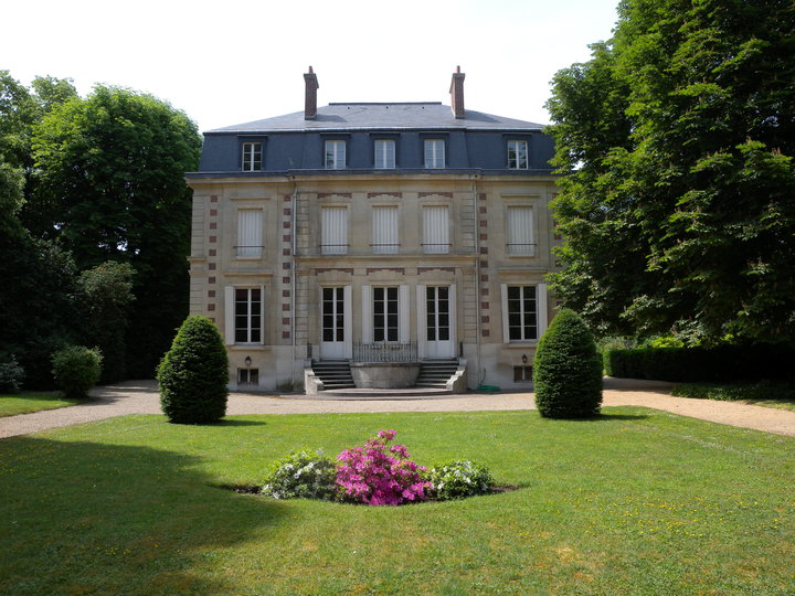 Pavillon de la Manufacture Sèvres