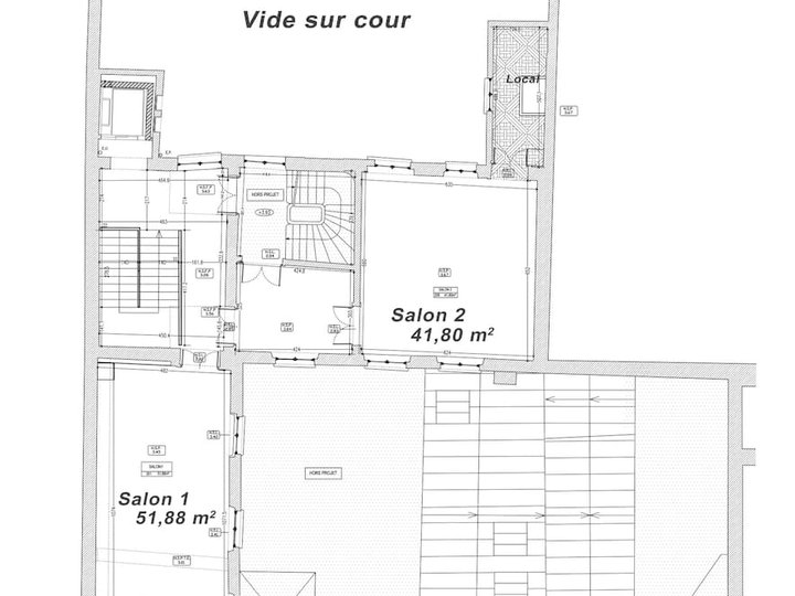La Cour des Archives Paris 75003