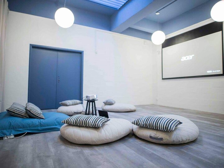 L'espace Clichy  Clichy