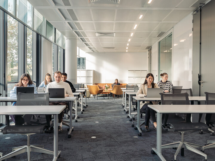 Le Business Center Issy-les-Moulineaux Issy-les-Moulineaux