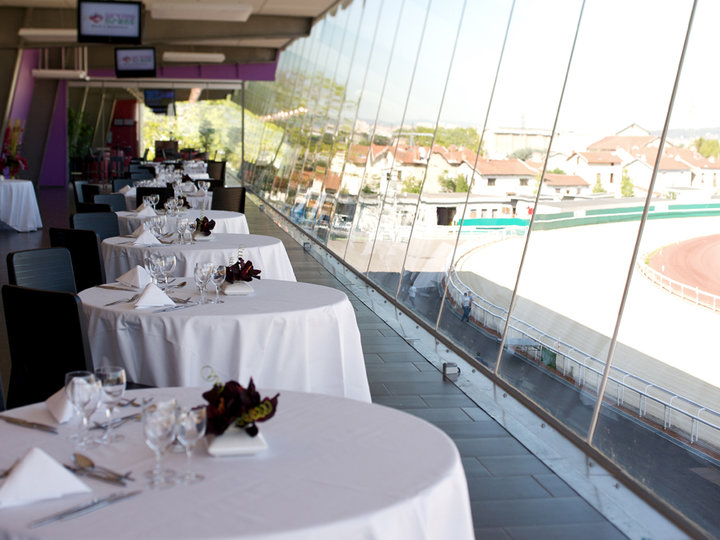 L'Hippodrome de Soie VAULX EN VELIN