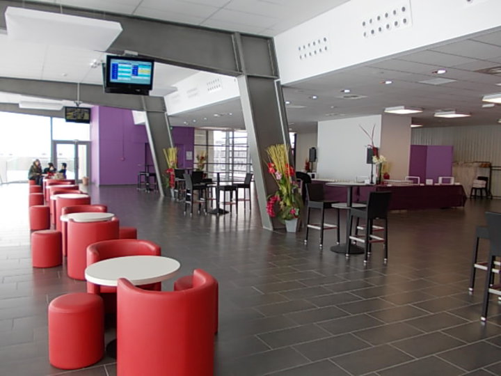 L'Hippodrome de Soie VAULX EN VELIN