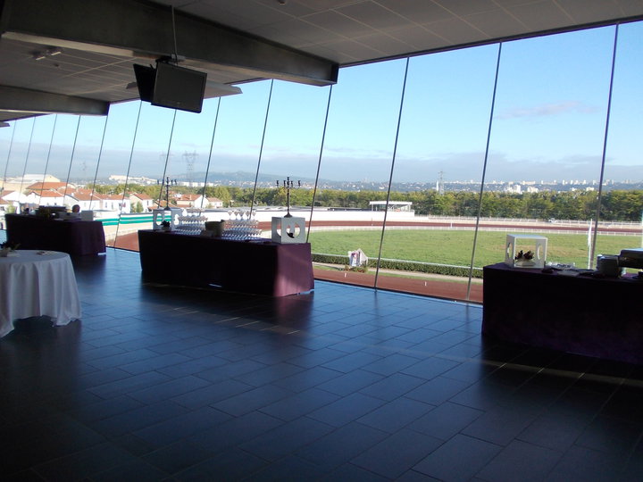 L'Hippodrome de Soie VAULX EN VELIN