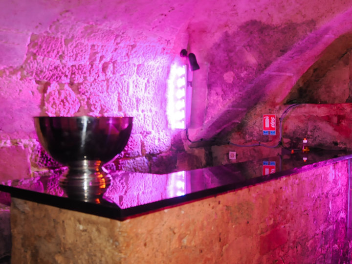 bar.jpg