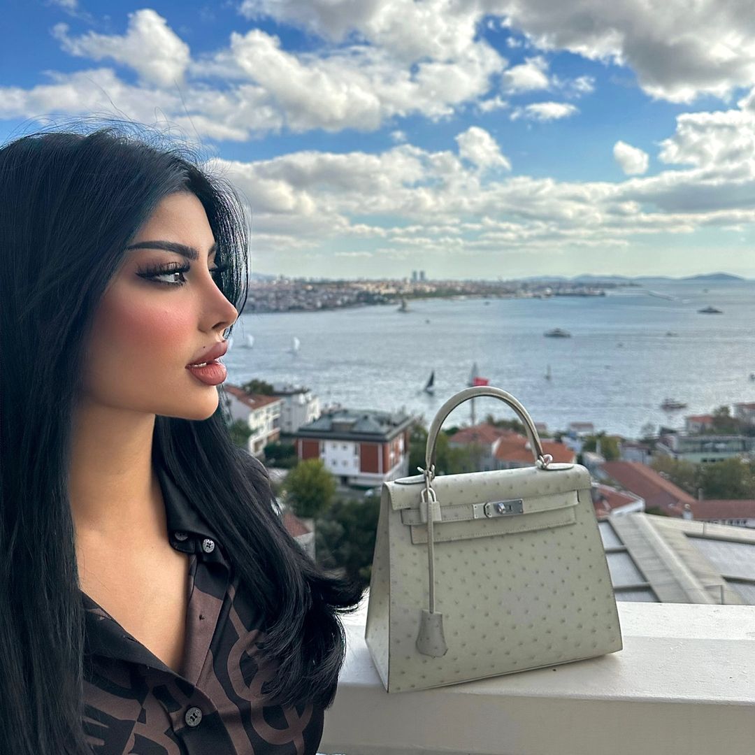 Malika Kabli - ملكة كابلي