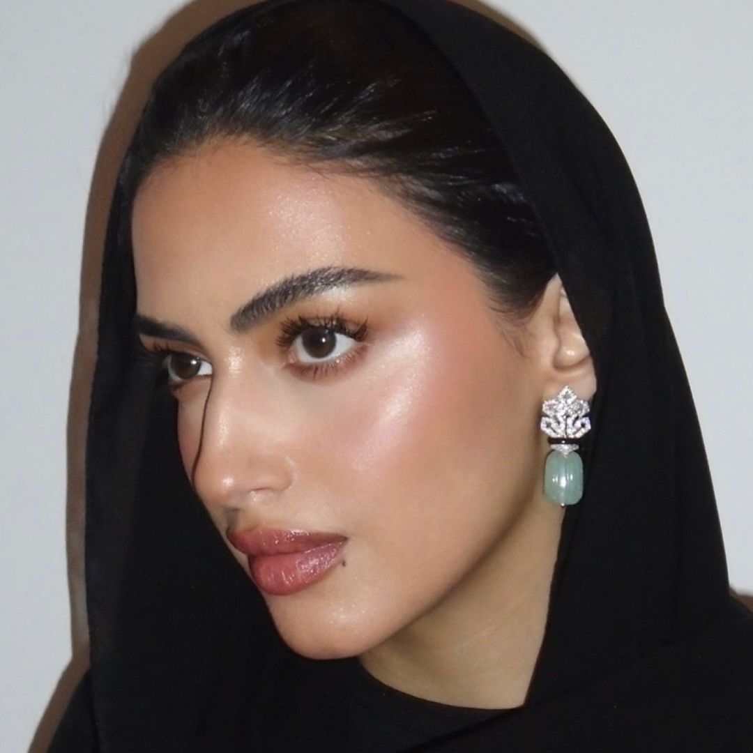 Yara Alnamlah - يارا النملة