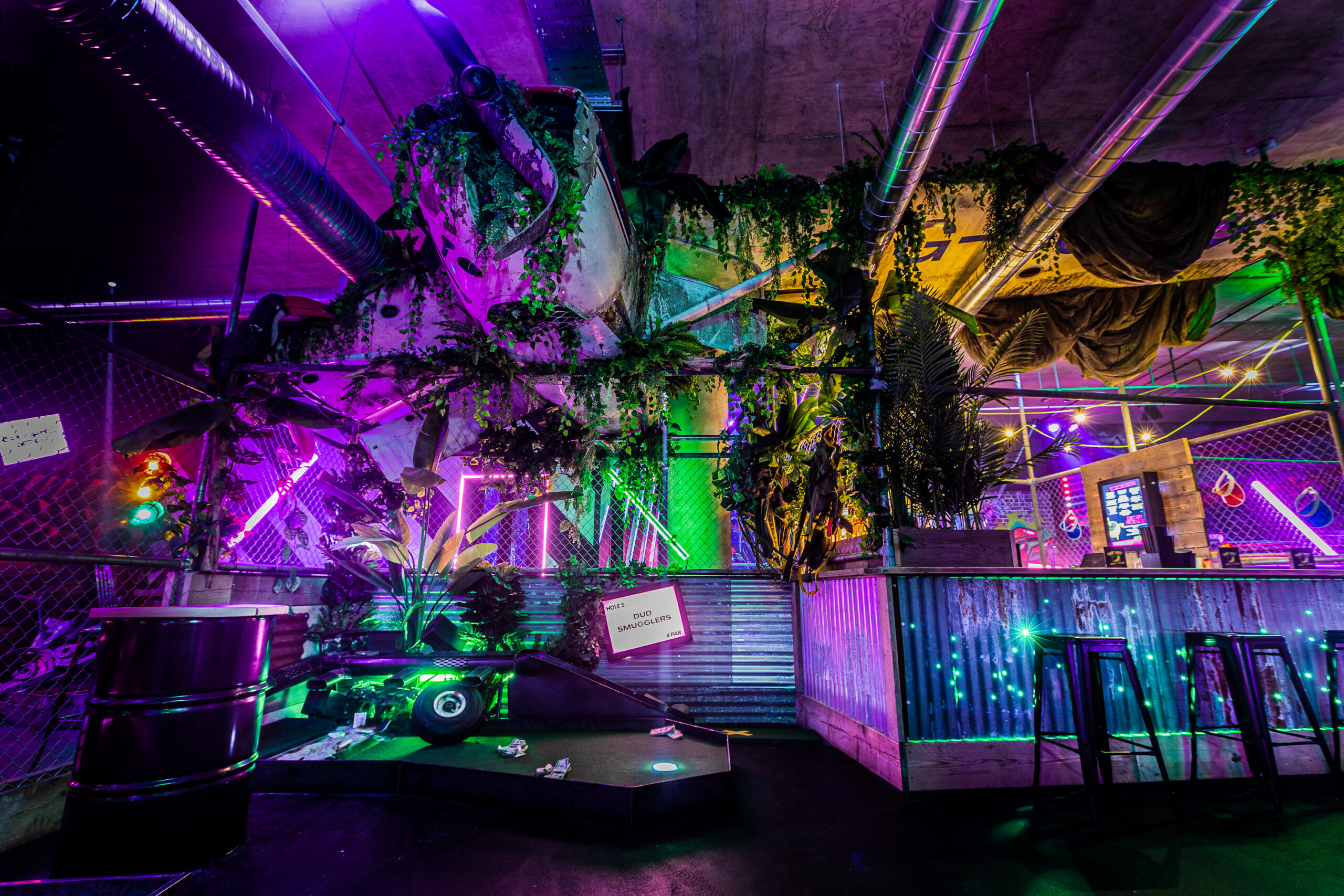 JUNKYARD GOLF CLUB LAUNCHES IN CAMDEN MARKET, WITH BIGGESTEVER STAR